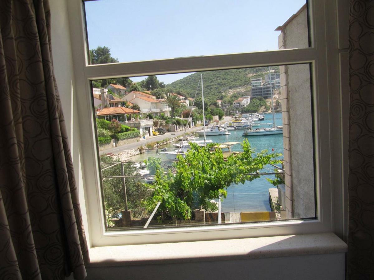 Apartmans And Rooms Dunjini Dvori Korčula Exteriér fotografie
