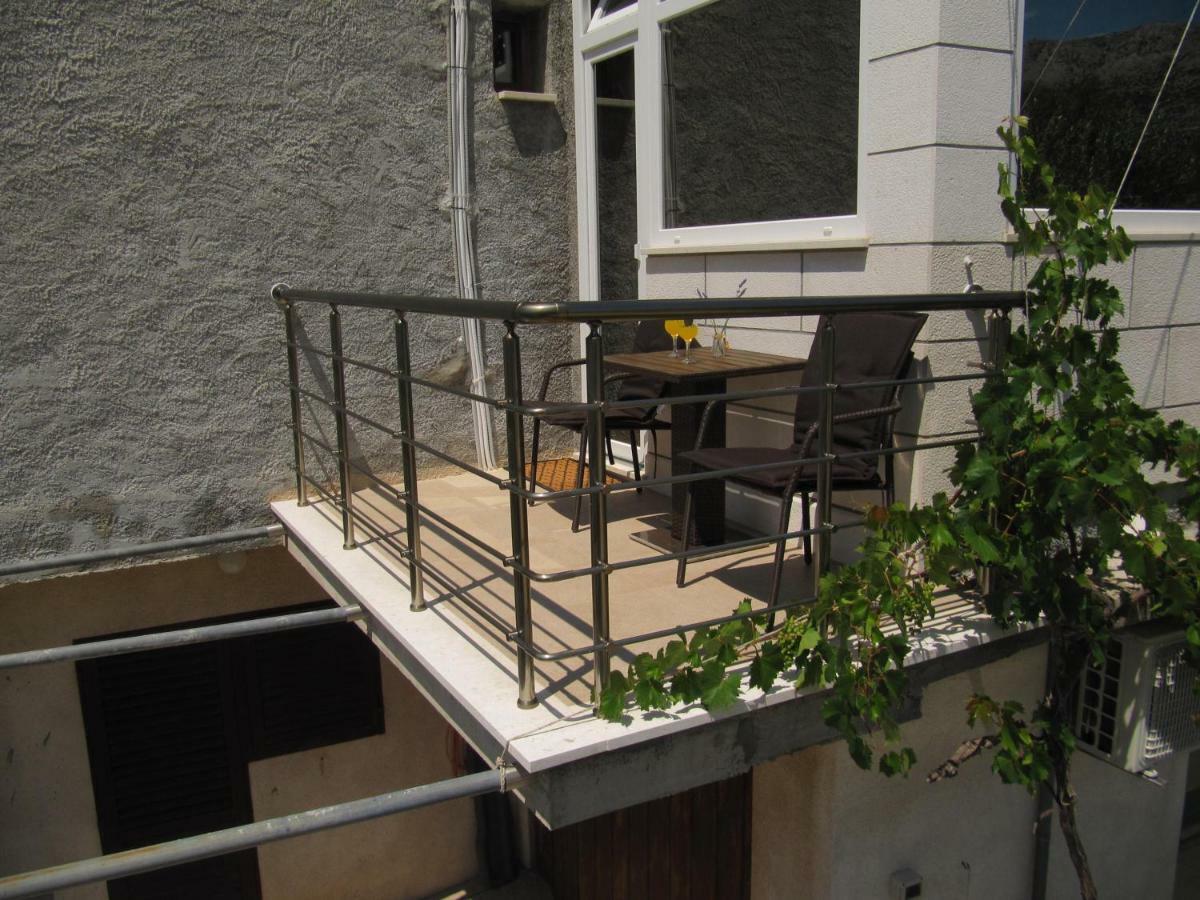Apartmans And Rooms Dunjini Dvori Korčula Exteriér fotografie
