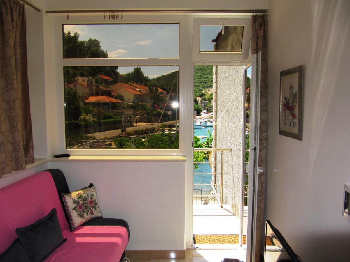 Apartmans And Rooms Dunjini Dvori Korčula Exteriér fotografie