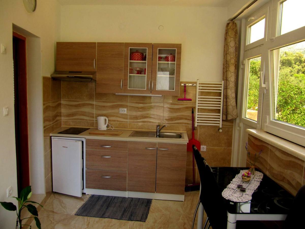 Apartmans And Rooms Dunjini Dvori Korčula Exteriér fotografie